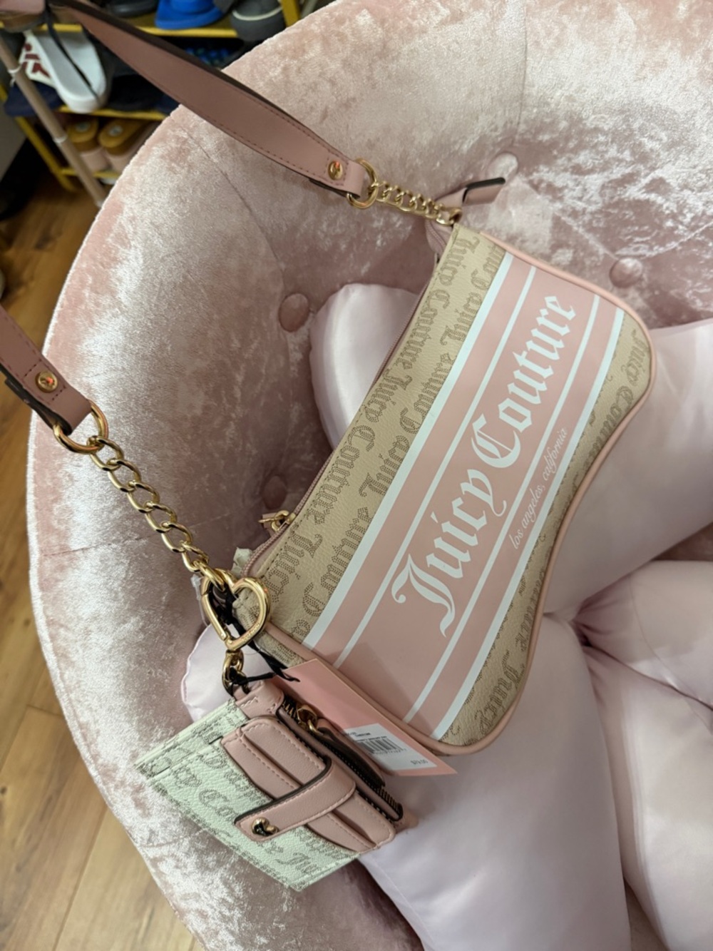 New juicy couture sandstone, fashionista shoulder bag with a matching wallet